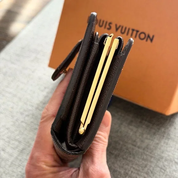 Louis Vuitton Brown Damier Ebene Snap Compact Wallet - Picture 4 of 13